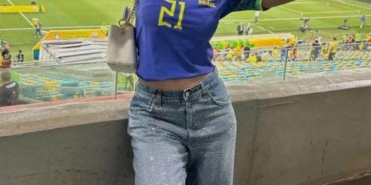 斗球足球直播-美！17岁恩德里克女朋友21岁 去年10月在一起的！