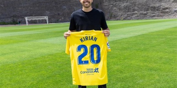 时隔217天！前西甲名将宣布复出：3年2次对抗癌症 全队祝贺