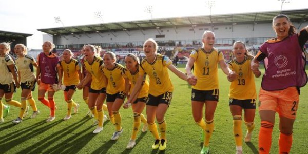 斗球体育赛事直播-【女足欧洲杯】瑞典5比0大胜葡萄牙 荷兰晋级战法国