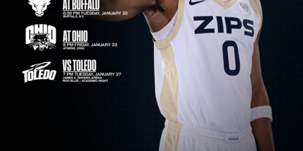 斗球电竞实时更新-阿克伦大学PE！詹姆斯上脚家乡大学LeBron 23 PE鞋款