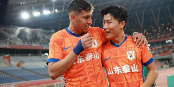 斗球电竞实时更新-泰山胜国安非偶然！战术“藏招”+韧性“破局”，这波大胜有迹循